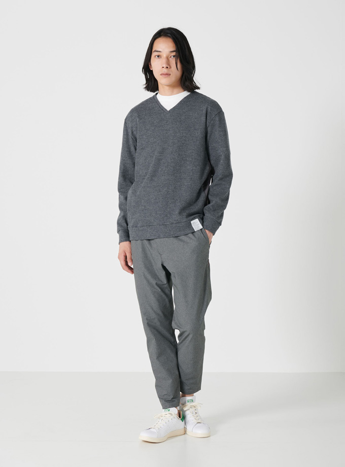 WOOL KNIT V NECK
