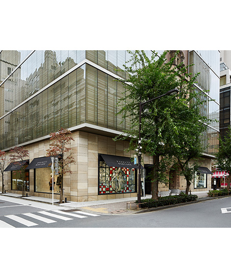 STORY_220 / BARNEYS NEW YORK　